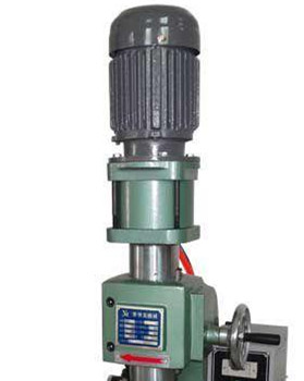 廠家一般生產(chǎn)哪幾種規(guī)格型號(hào)的鉚接機(jī)？哪種好？