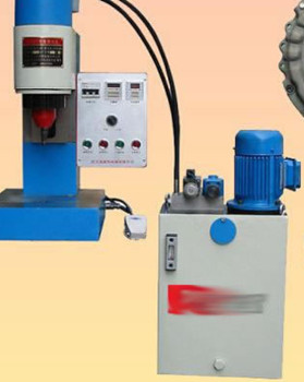 沒(méi)有鉚釘連接的無(wú)鉚釘鉚接機(jī)如何調(diào)試？