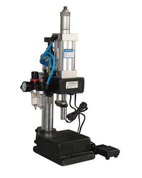 影響液壓鉚接機銷售價格的因素有哪些？