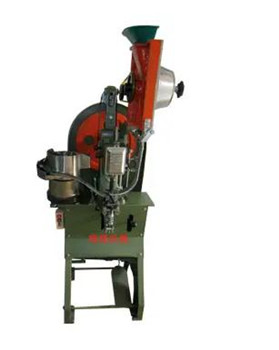 鉚接機(jī)鉚接時出現(xiàn)裂紋是怎么回事？