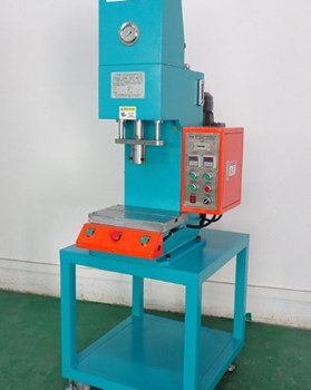 鉚接機(jī)大概多少錢一臺？