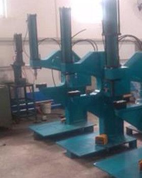 寧波買(mǎi)一臺(tái)鉚接機(jī)需要多少錢(qián)？