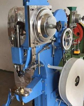 比較好的鉚接機(jī)生產(chǎn)廠家有哪些？