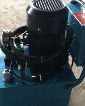 鉚接機脫模困難怎么辦？鉚接點容易撕裂怎么辦？